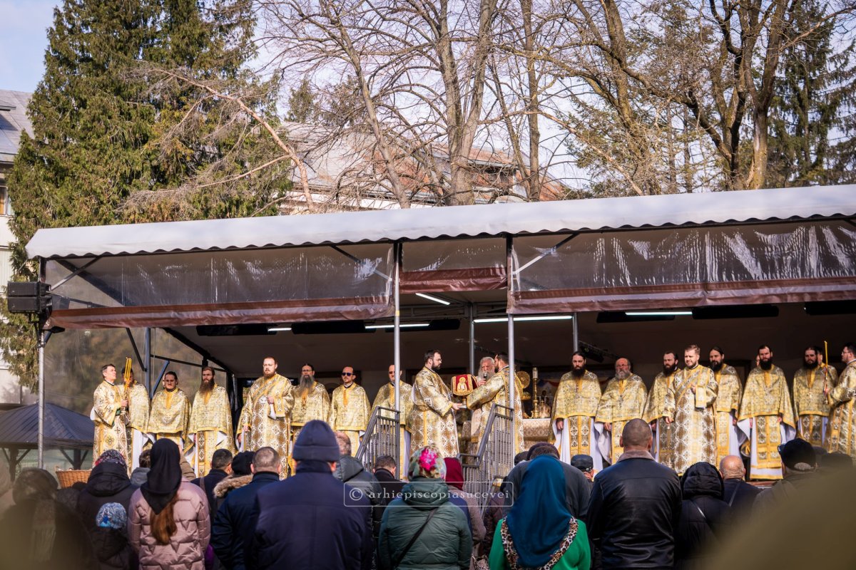 „Scara Raiului”, evocată la Catedrala Arhiepiscopală din Suceava 357957