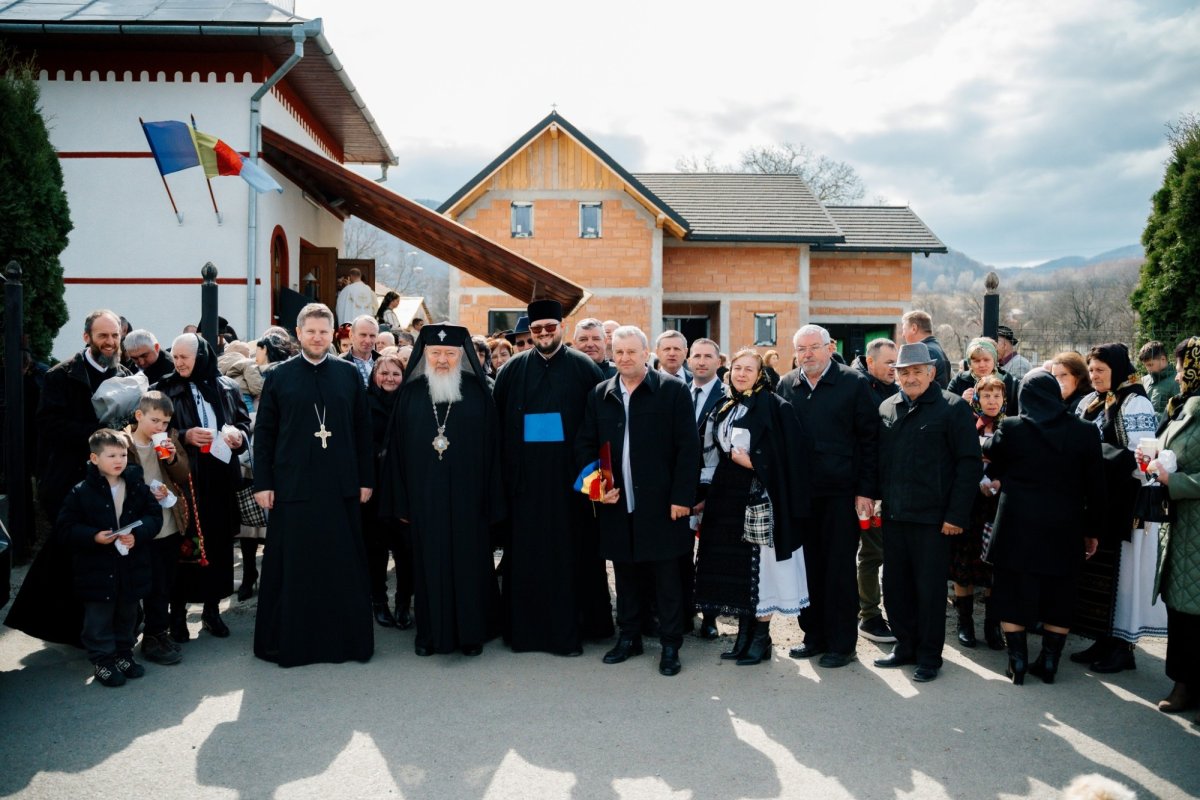 Binecuvântare arhierască pentru credincioşii din Bistrița Bârgăului 358042