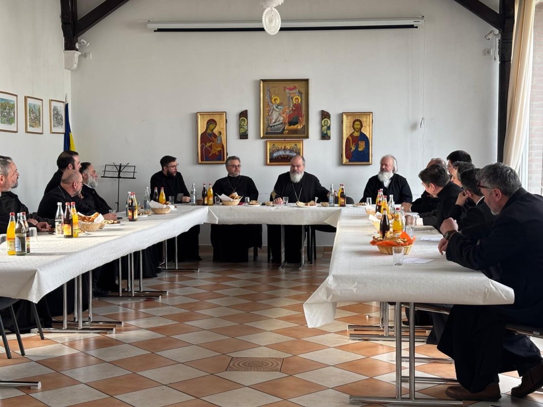 Întâlnirea clericilor Protopopiatului Ortodox Român al Bavariei de Sud 358066