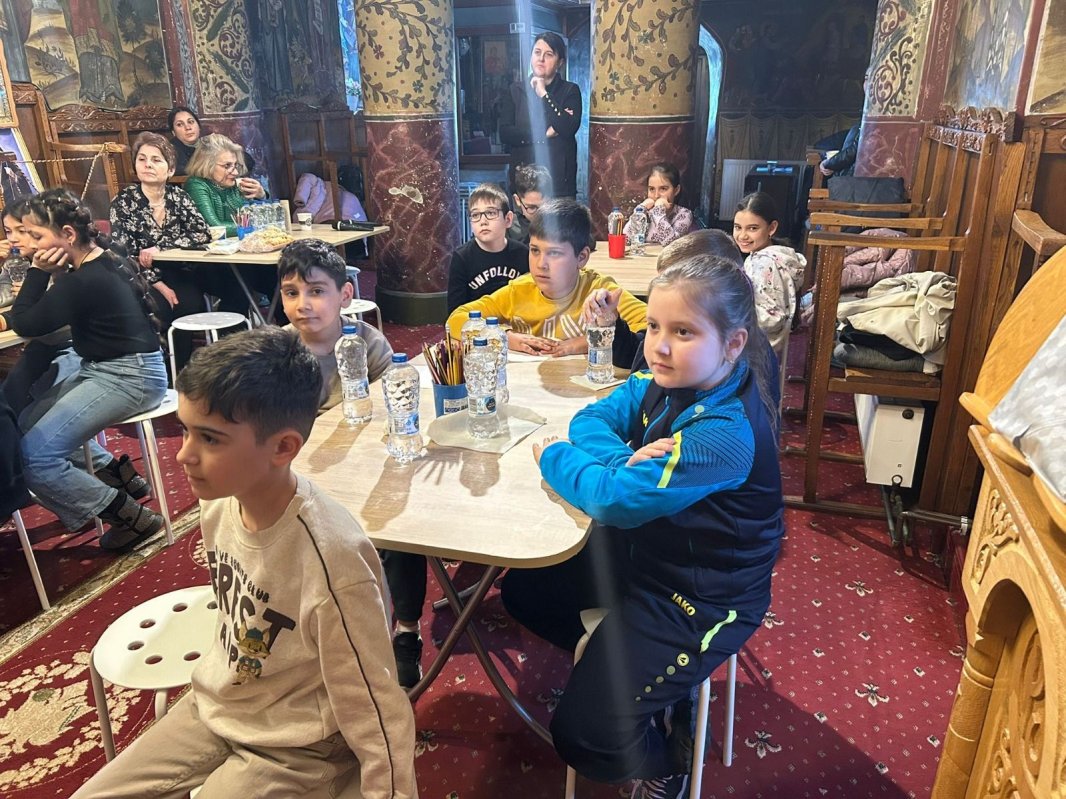 Proiectul „Centrul de activități cu tineretul «Sfântul Ilie Tesviteanul»”, la o parohie din Râmnicu Sărat 357991