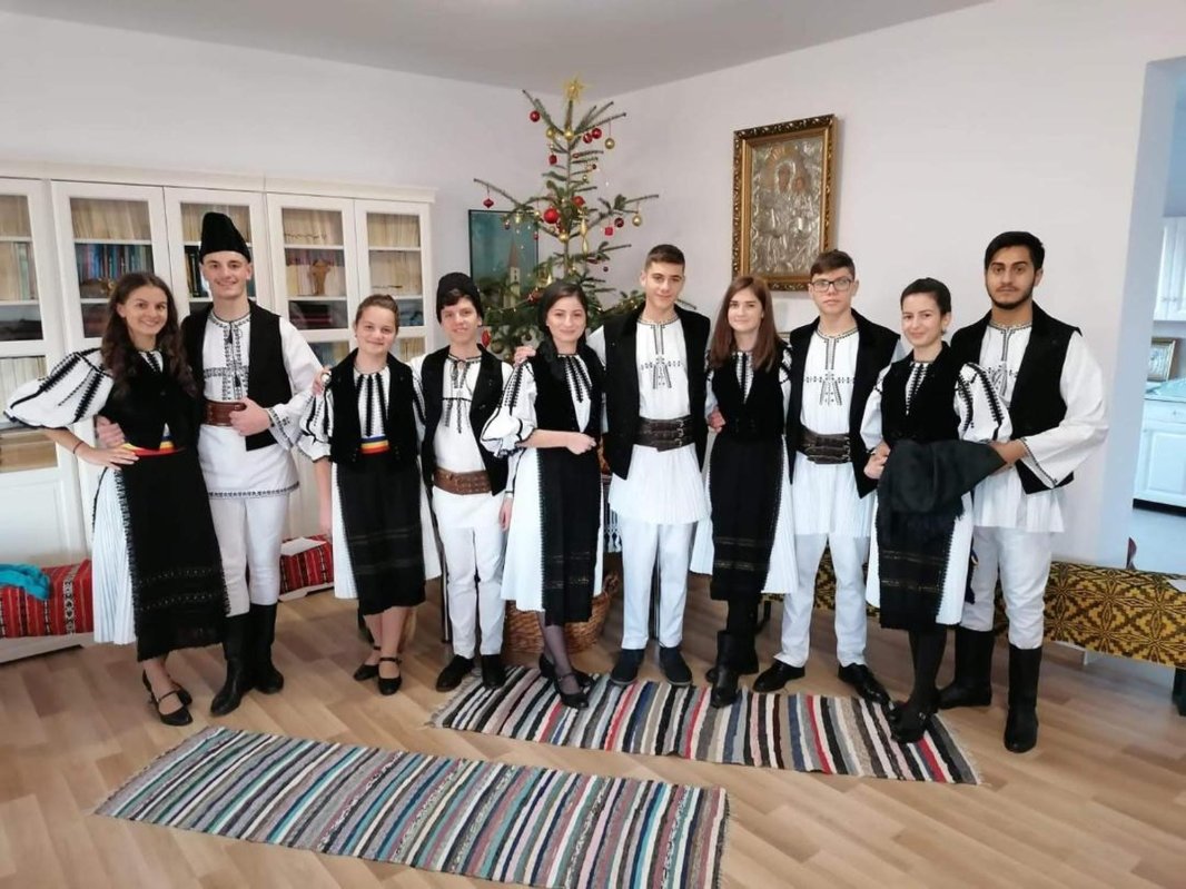 Biserica veche din Cristian, lăcaş ziditor de suflet românesc  358106