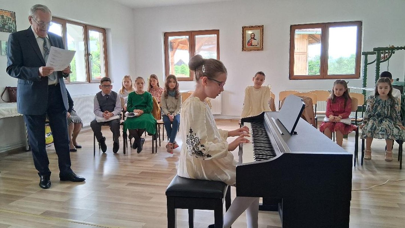 Biserica veche din Cristian, lăcaş ziditor de suflet românesc  358107