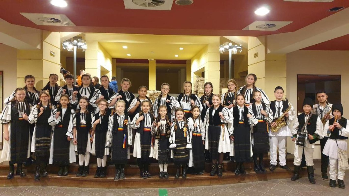 Biserica veche din Cristian, lăcaş ziditor de suflet românesc  358111