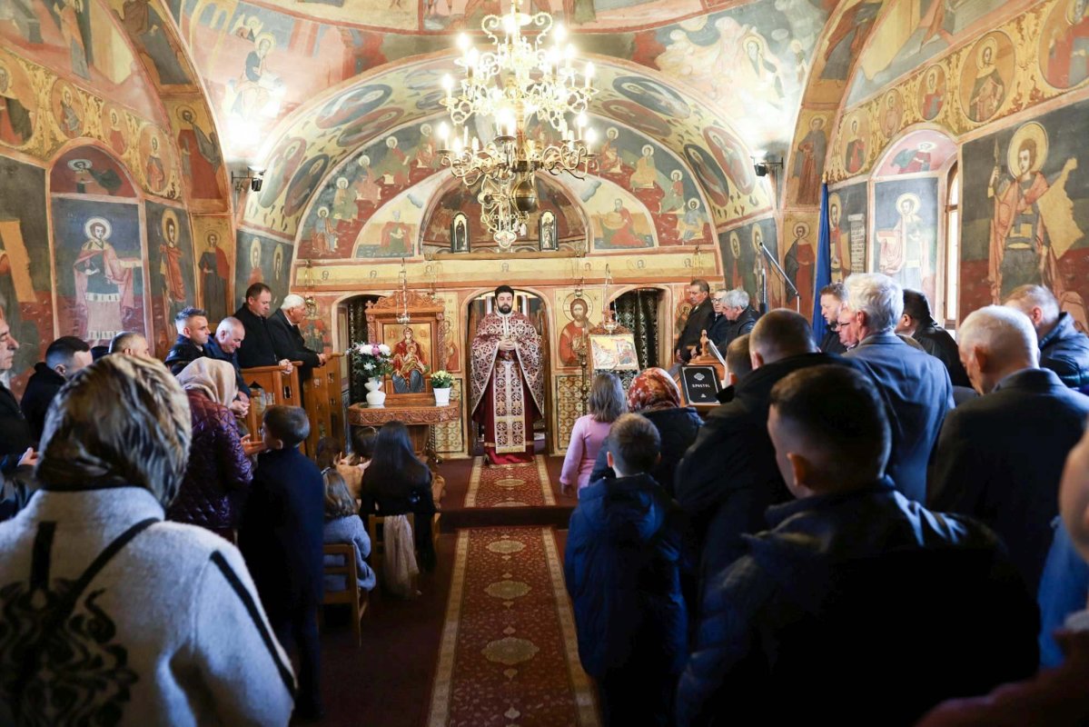 Biserica veche din Cristian, lăcaş ziditor de suflet românesc  358115