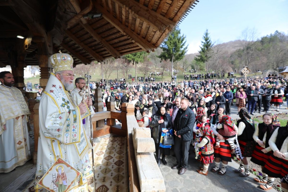 Urcuş duhovnicesc la Mănăstirea Bârsana 358142