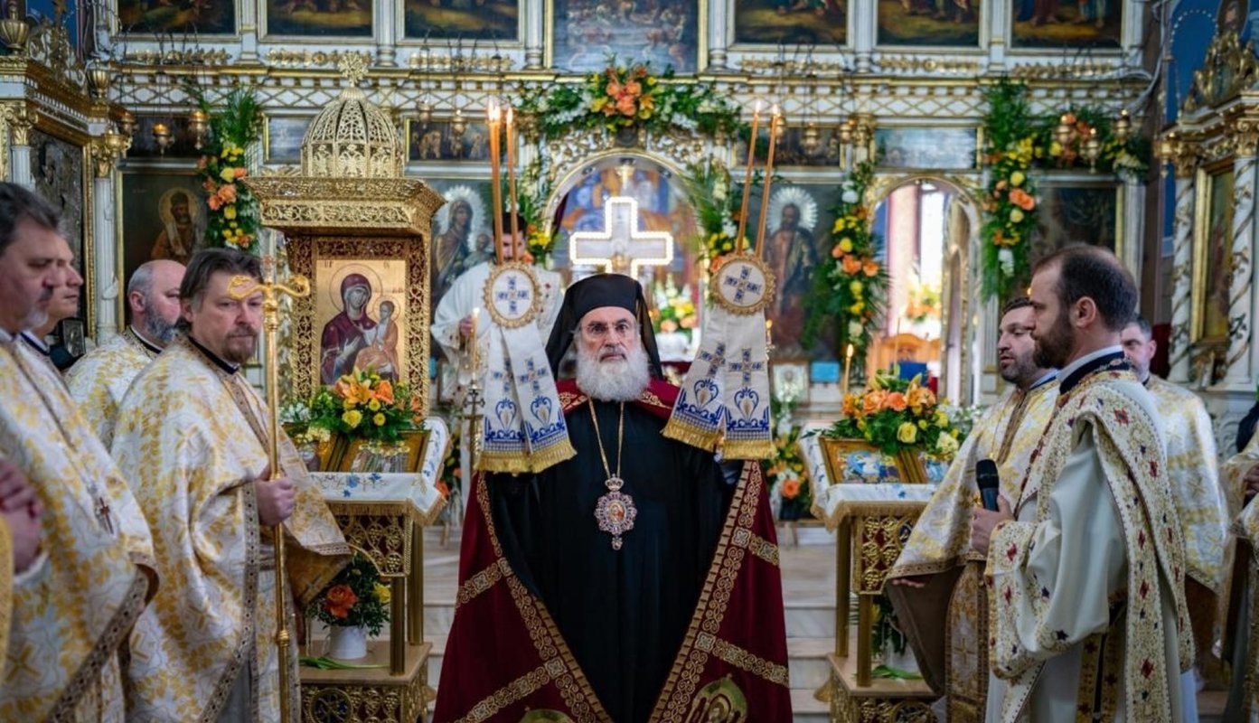 Binecuvântare pentru Biserica „Buna Vestire” din Bacău 358331