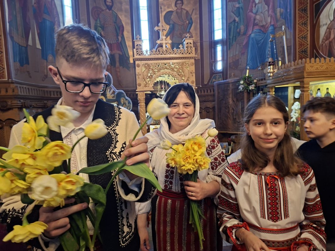 Educație și credință prin pictură la Biserica „Buna Vestire”-Belu din Capitală 358235