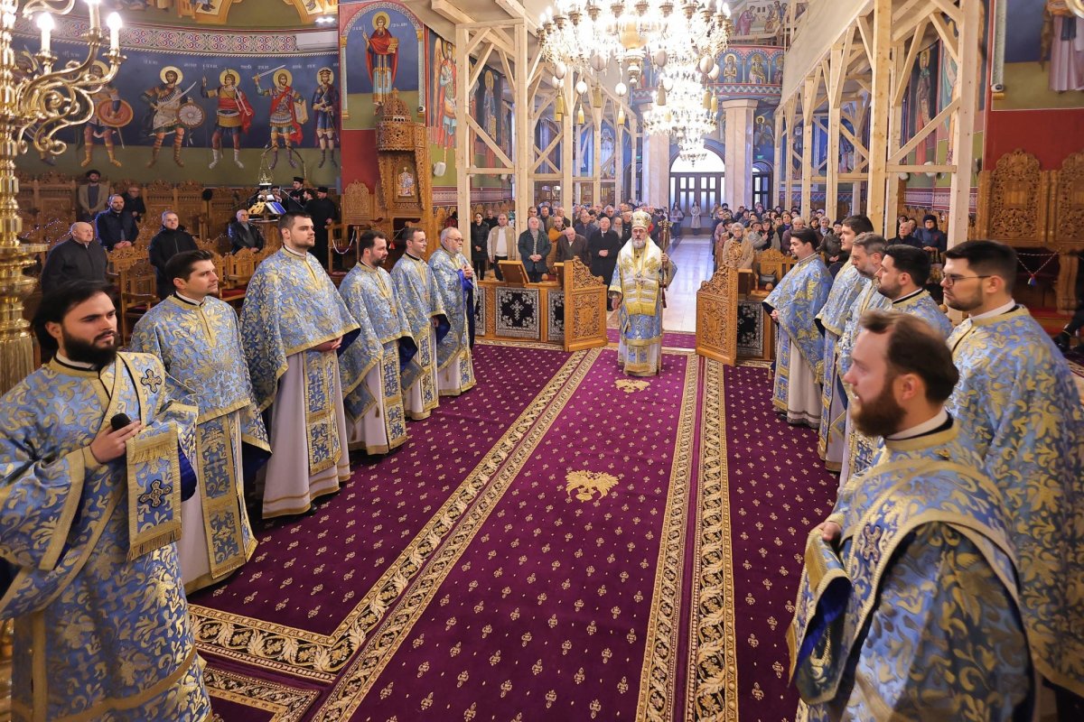 Praznicul Bunei Vestiri sărbătorit de credincioșii buzoieni 358229