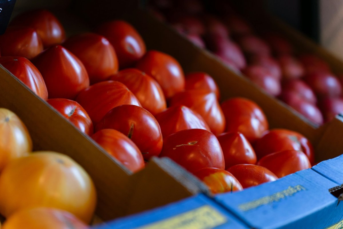 Bursă de legume la Drăgășani 358320