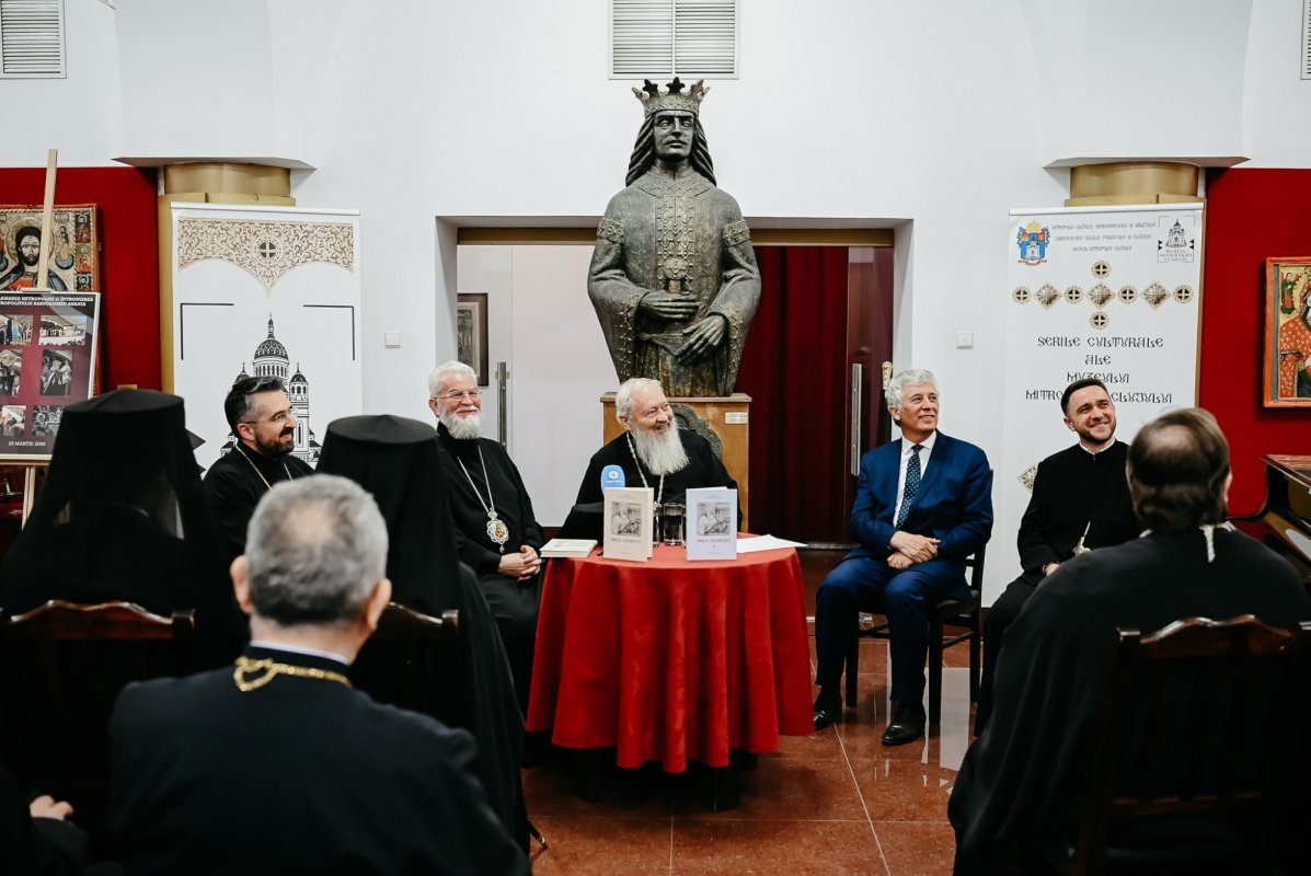 Lansarea volumelor „Omilii catehetice” I și II 358352