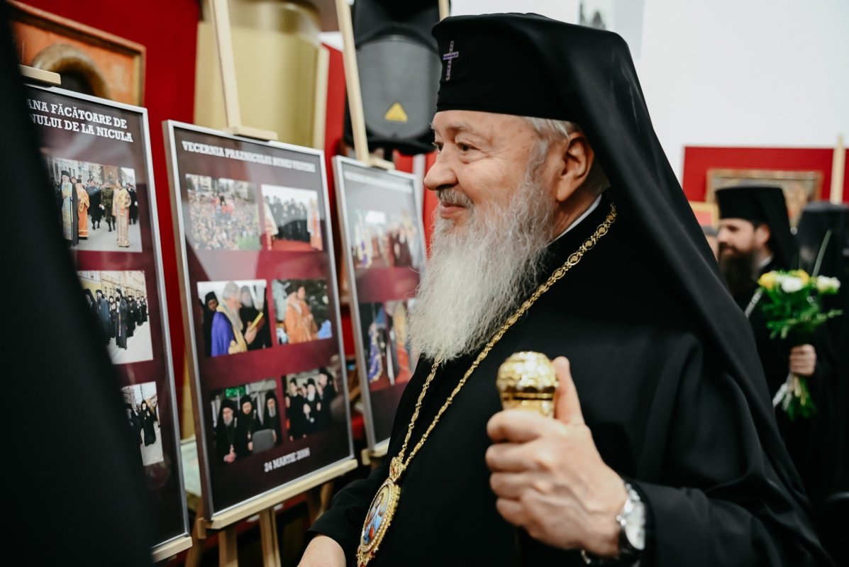 Lansarea volumelor „Omilii catehetice” I și II 358353