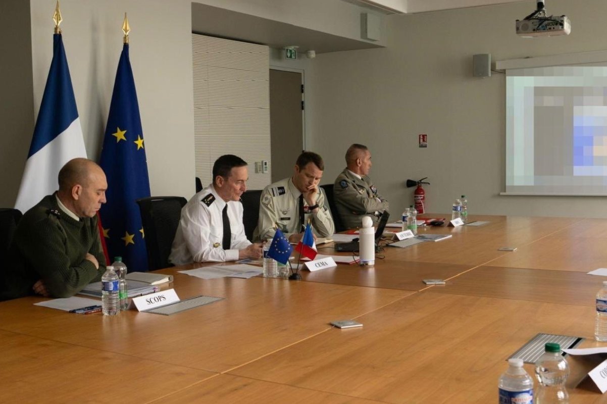 Discuții privind securizarea strâmtorii Ormuz 358524