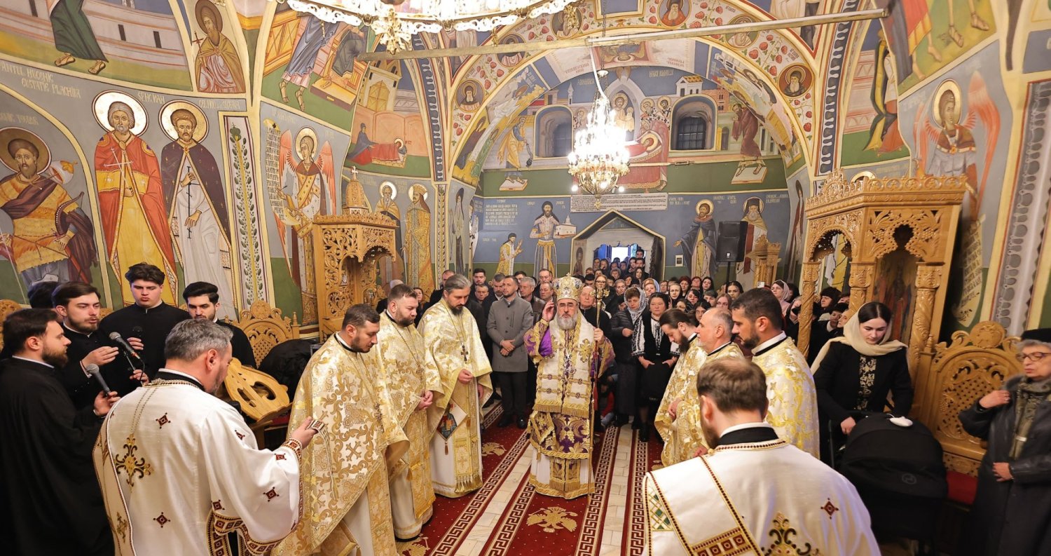 Înnoire și binecuvântare la Parohia „Sfântul Gheorghe” din Odobești 358572