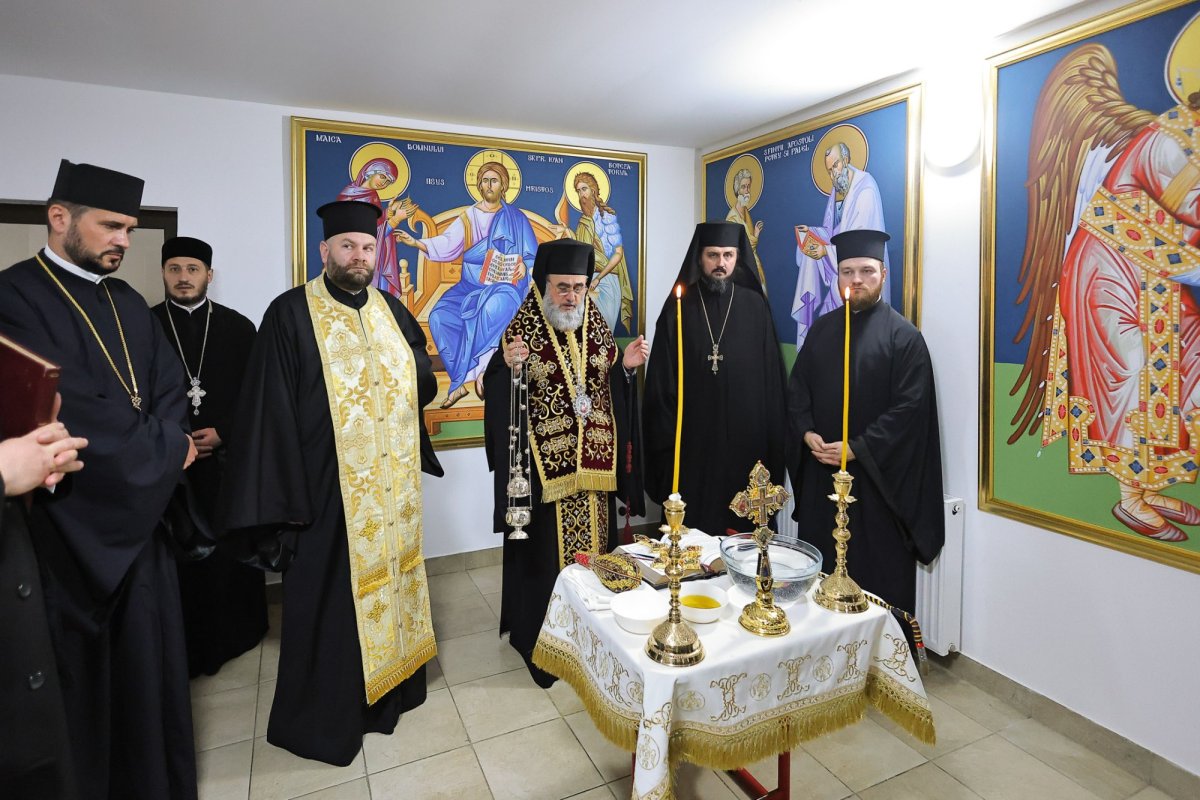Înnoire și binecuvântare la Parohia „Sfântul Gheorghe” din Odobești 358573