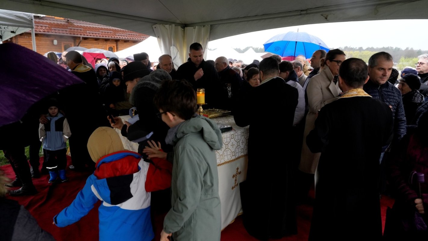 Piatră de temelie pentru noua biserică din Cisnădie‑Cartierul Arhitecţilor 358608