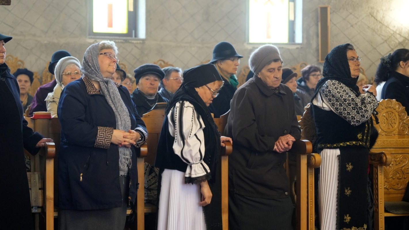 Popas de rugăciune la Biserica „Învierea Domnului” din orașul Sibiu 358528