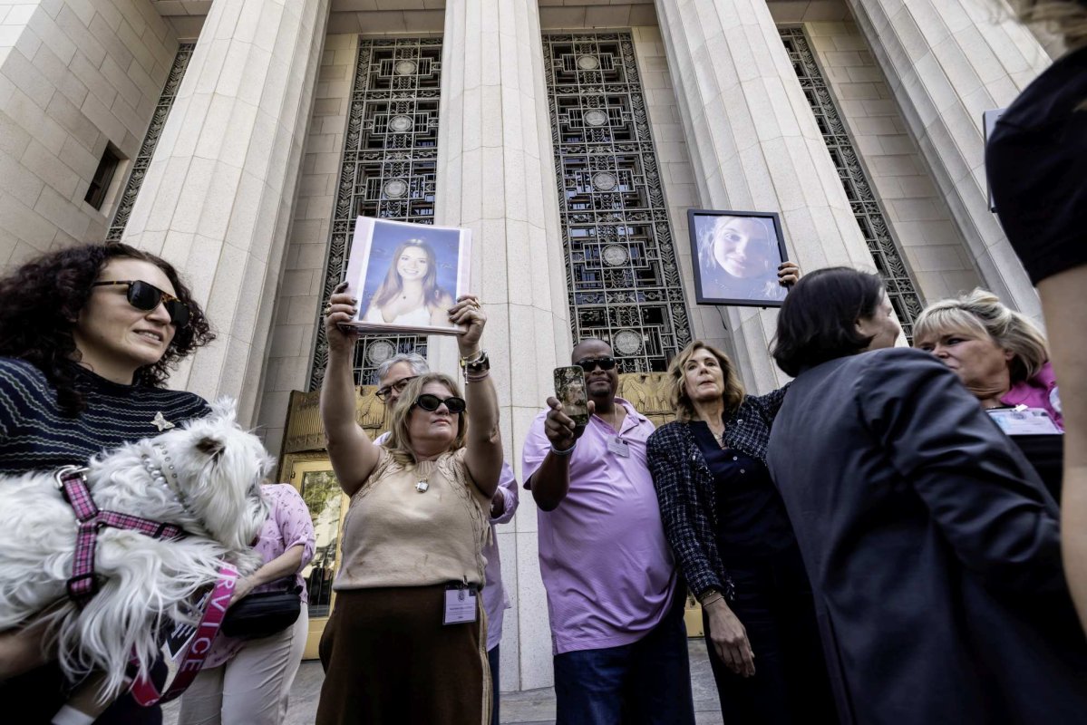 Val de procese împotriva platformelor sociale în SUA 358523