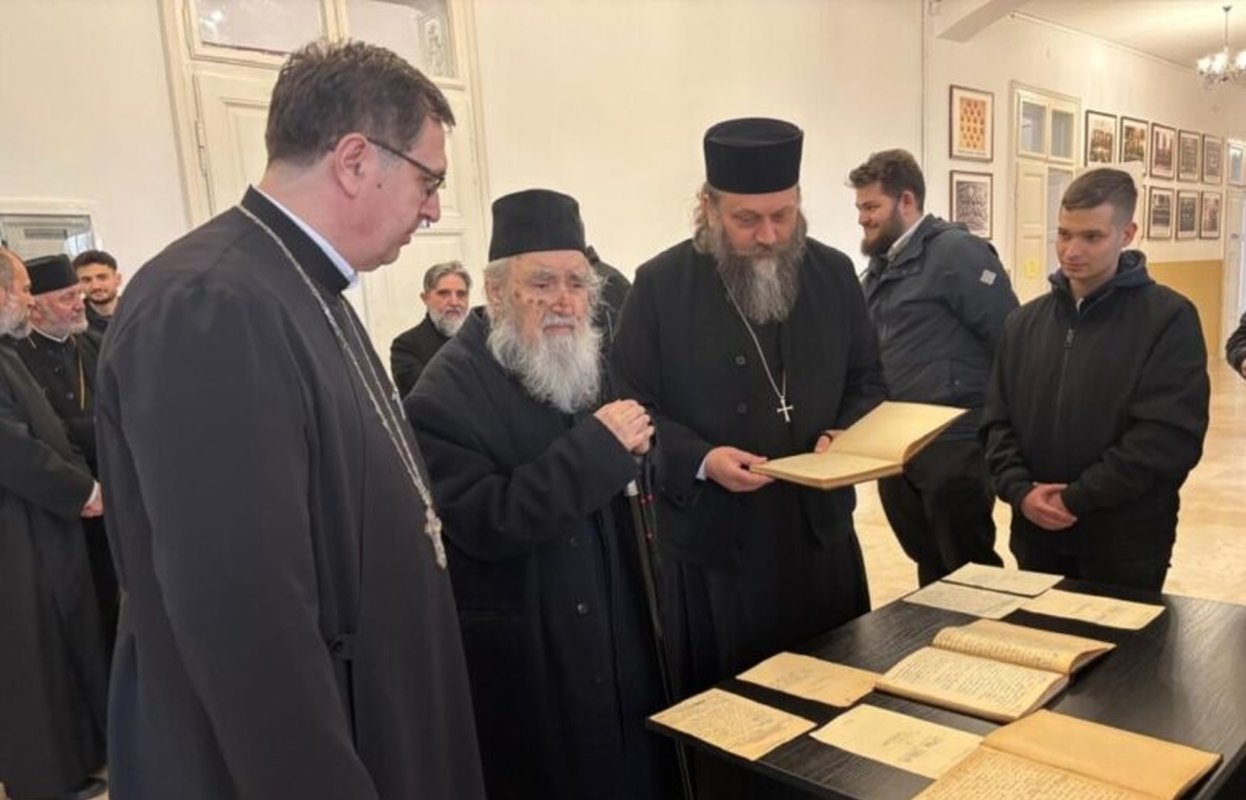 Expoziție dedicată Sfântului Preot Mucenic Ilarion Felea la Arad 358637