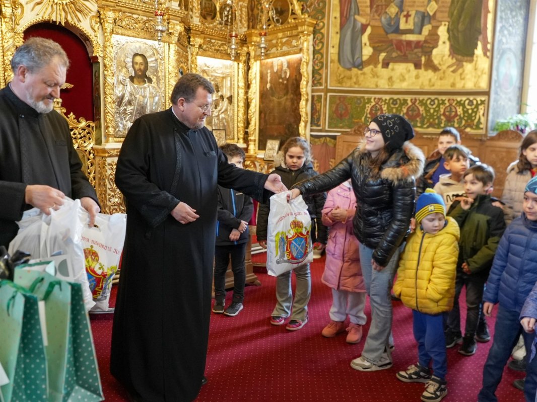 „Ne înnoim de Sfintele Paşti” în Arhiepiscopia Dunării de Jos 358705