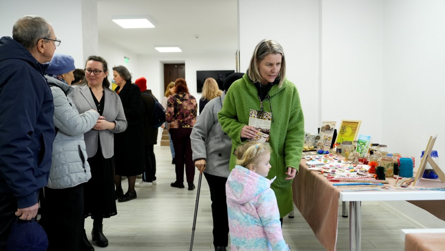 Bazar de Paști la Centrul Catedral Social al Arhiepiscopiei Sibiului 358959