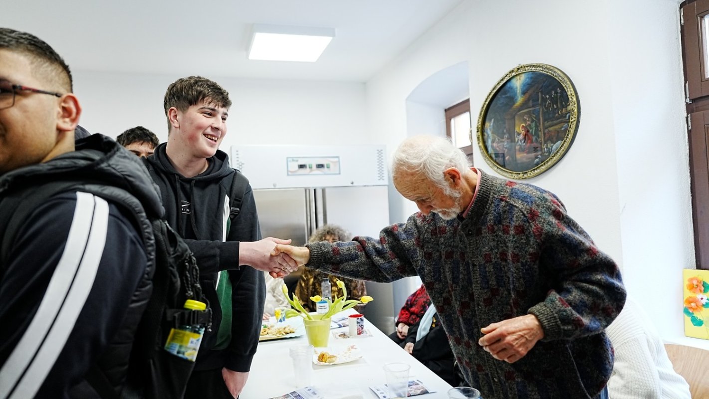 Bazar de Paști la Centrul Catedral Social al Arhiepiscopiei Sibiului 358963