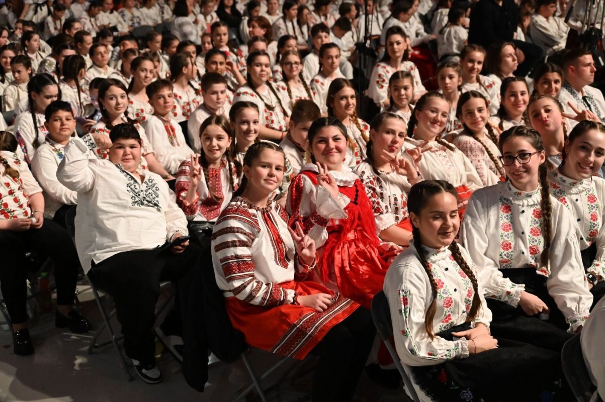 Concertul caritabil „Lumină din Lumină” pentru Fundația „Mihai Neșu” 358952