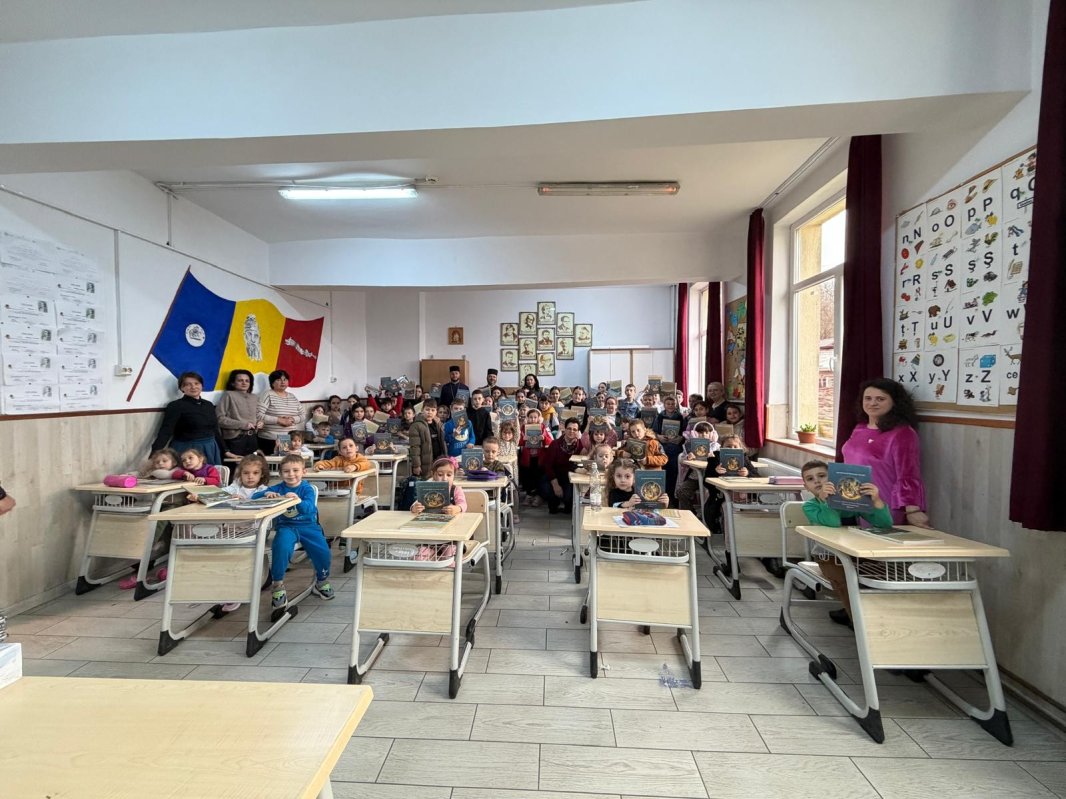 Daruri pentru mai mulți copii din Arhiepiscopia Argeșului și Muscelului 358975
