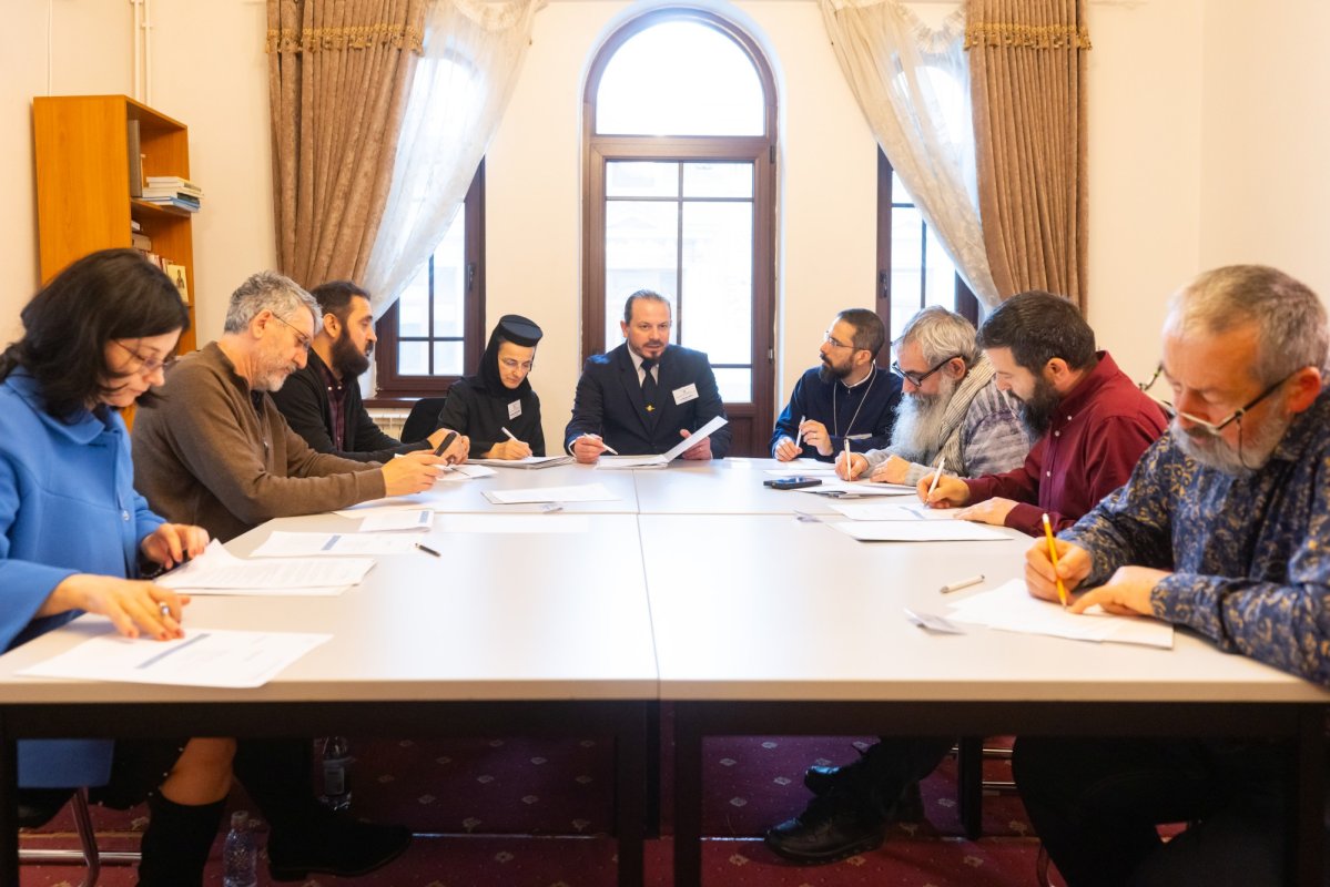 Evaluarea lucrărilor la Concursul „Icoana ortodoxă - lumina credinței” 358966