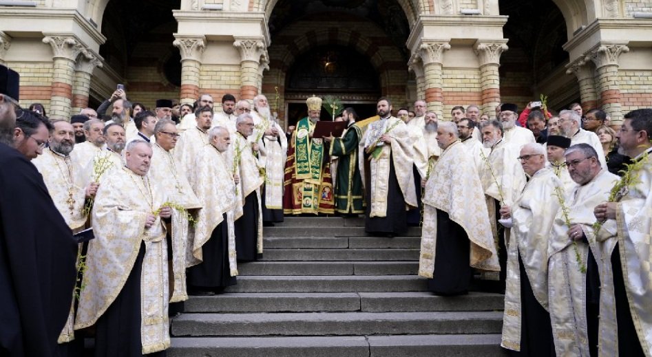 Procesiunea din Sâmbăta Floriilor la Catedrala Mitropolitană din Sibiu 359149