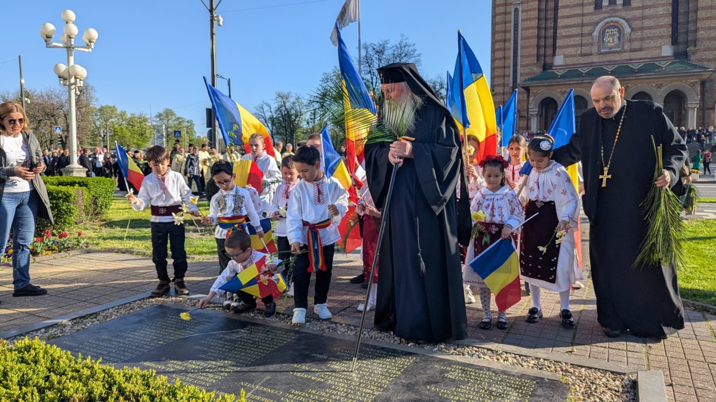 Litanie la umbra Catedralei Mitropolitane din Timișoara 359223