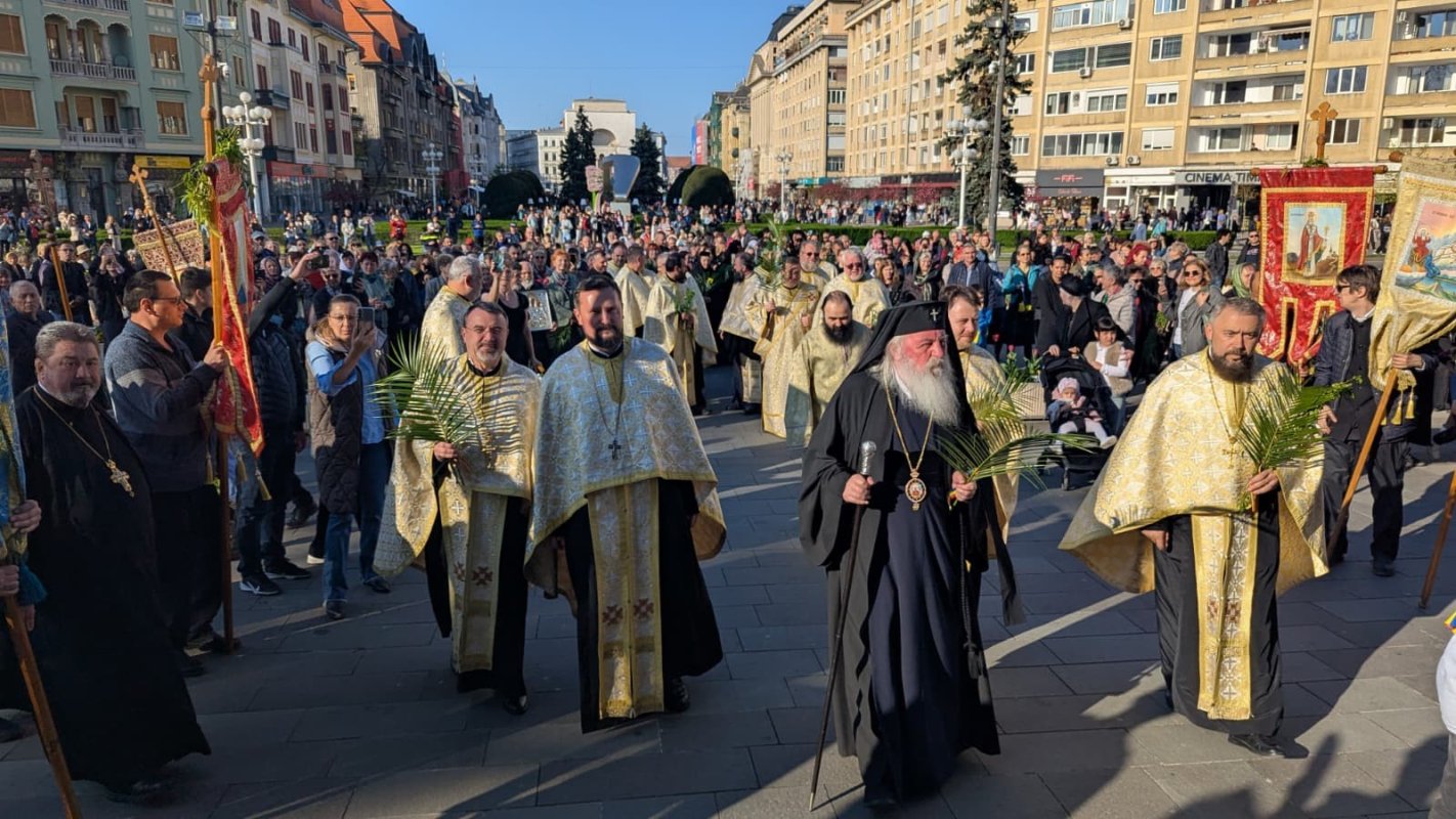 Litanie la umbra Catedralei Mitropolitane din Timișoara 359224