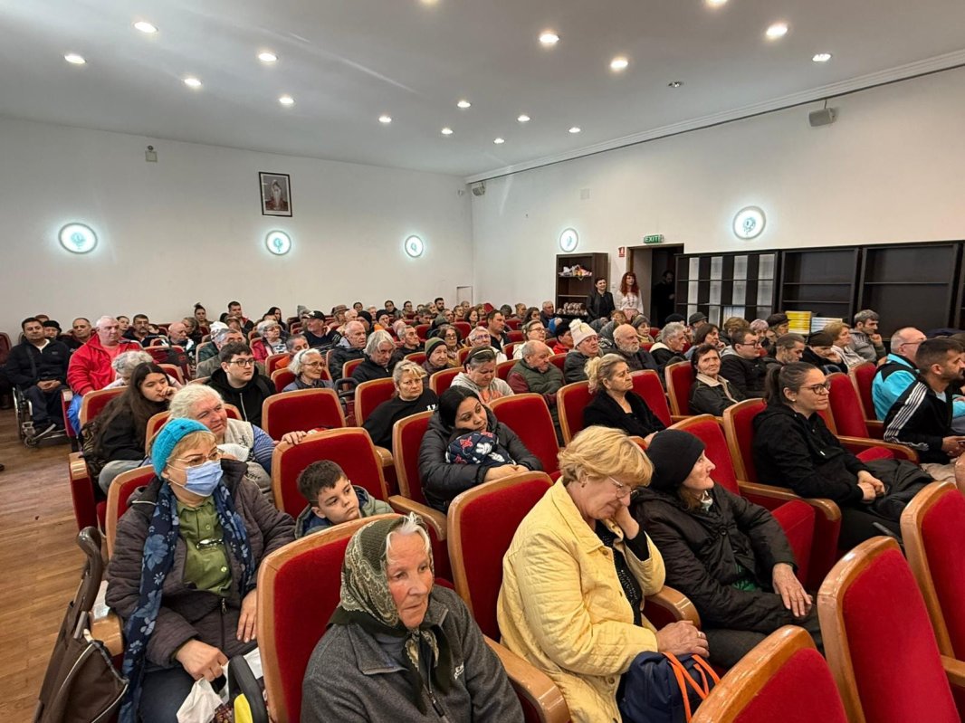 Daruri pentru 200 de familii nevoiașe din București 359373