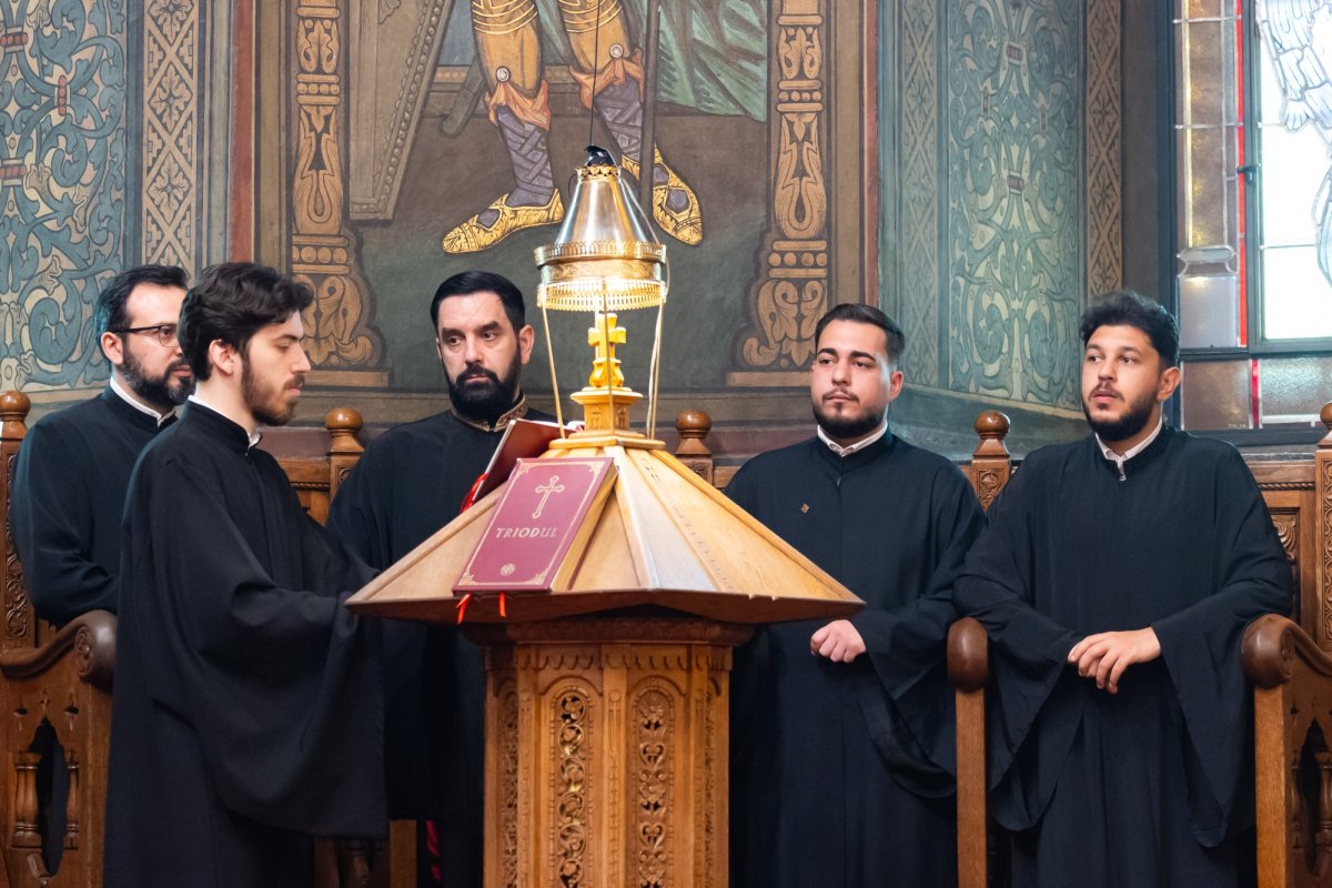 Denia din Sfânta și Marea Miercuri la Catedrala Patriarhală 359423