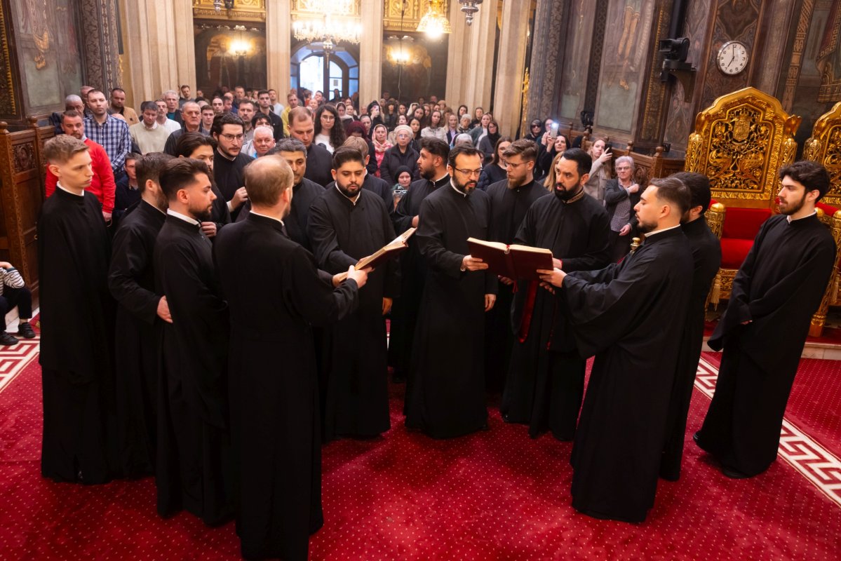 Denia din Sfânta și Marea Miercuri la Catedrala Patriarhală 359431