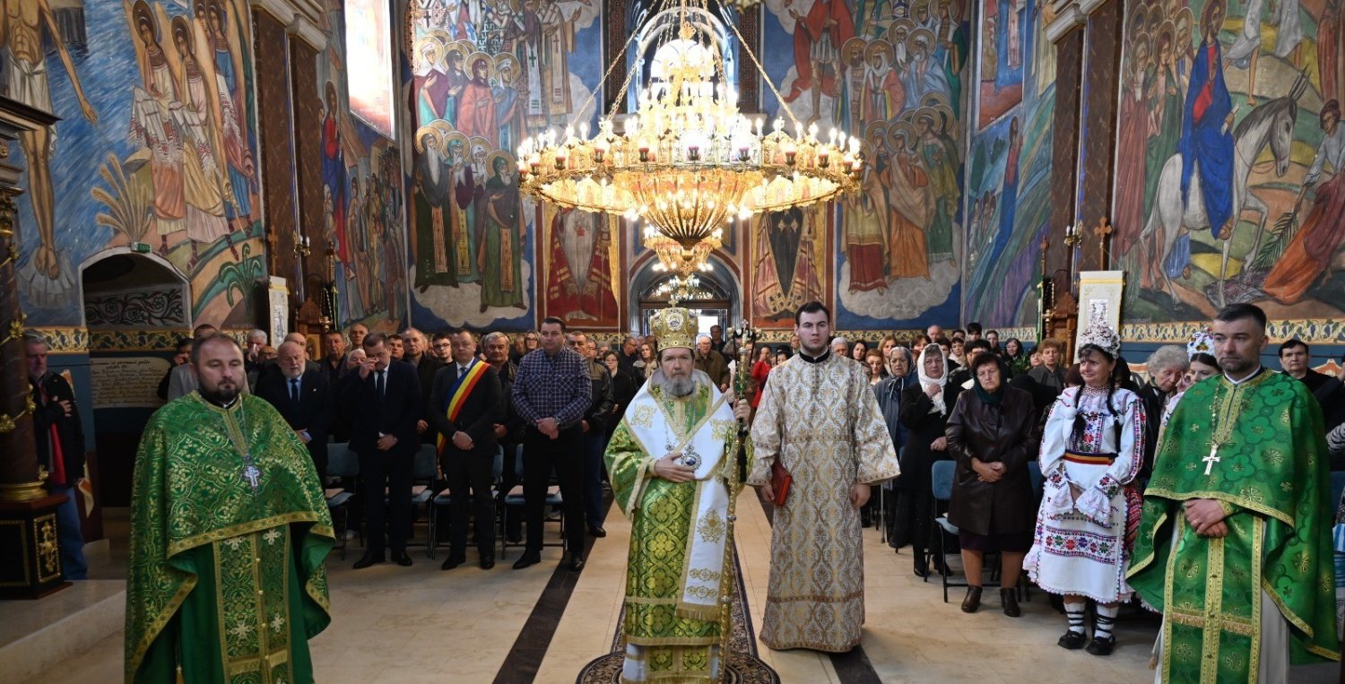 Duminica Intrării Domnului în Ierusalim sărbătorită la Beiuş 359313