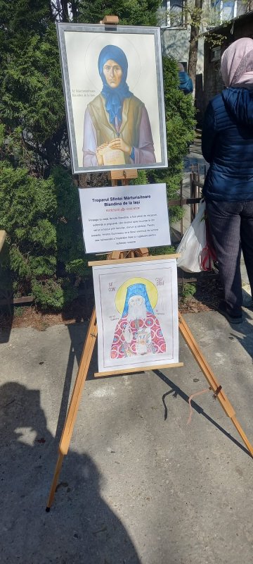 Expoziție de icoane și fotografie la Biserica „Buna Vestire”‑Giulești 359333