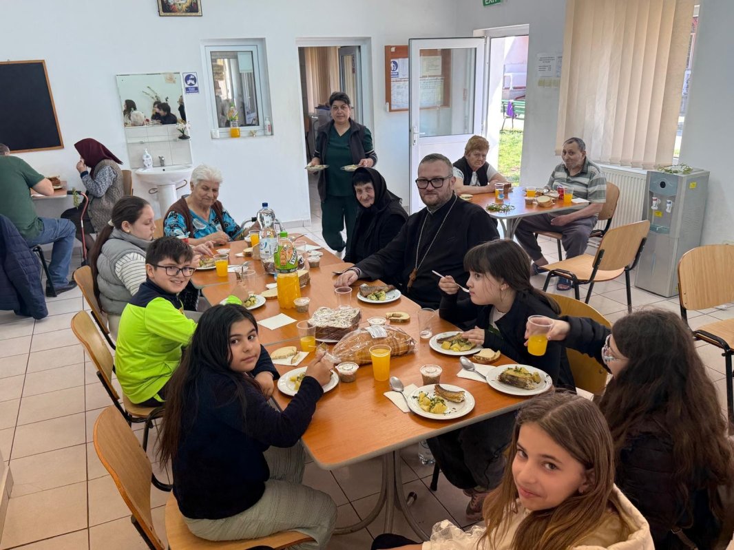 Final emoționant de proiect la Parohia Fierbinți Târg 359339