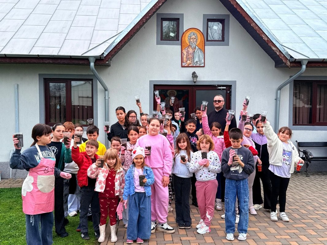 Final emoționant de proiect la Parohia Fierbinți Târg 359343