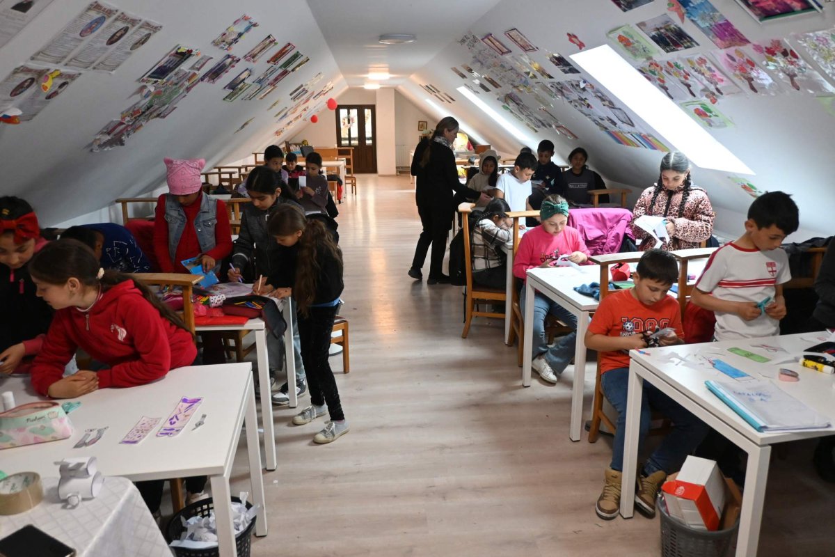 Părintele copiilor „egali în visuri” 359389