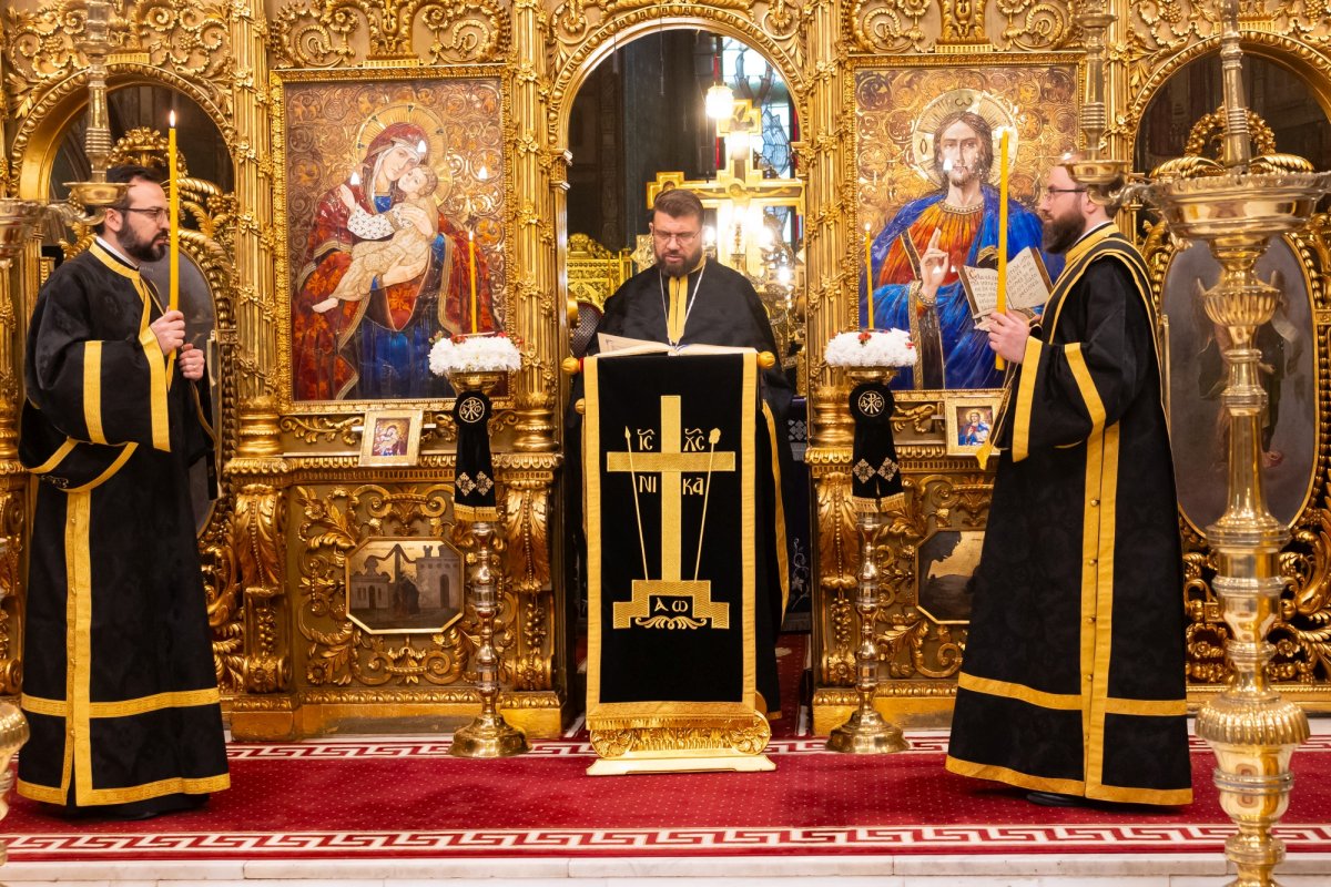 Sfintele Pătimiri, evidențiate în cadrul Deniei celor 12 Evanghelii 359582