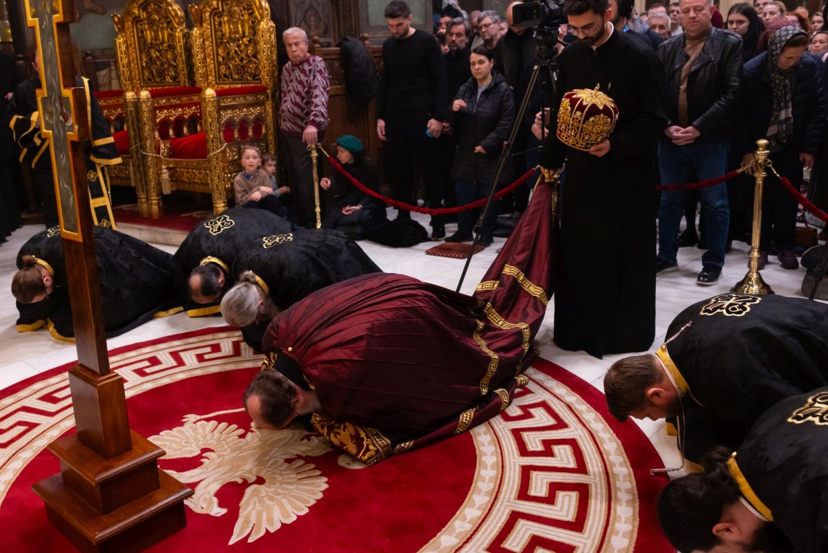 Sfintele Pătimiri, evidențiate în cadrul Deniei celor 12 Evanghelii 359592