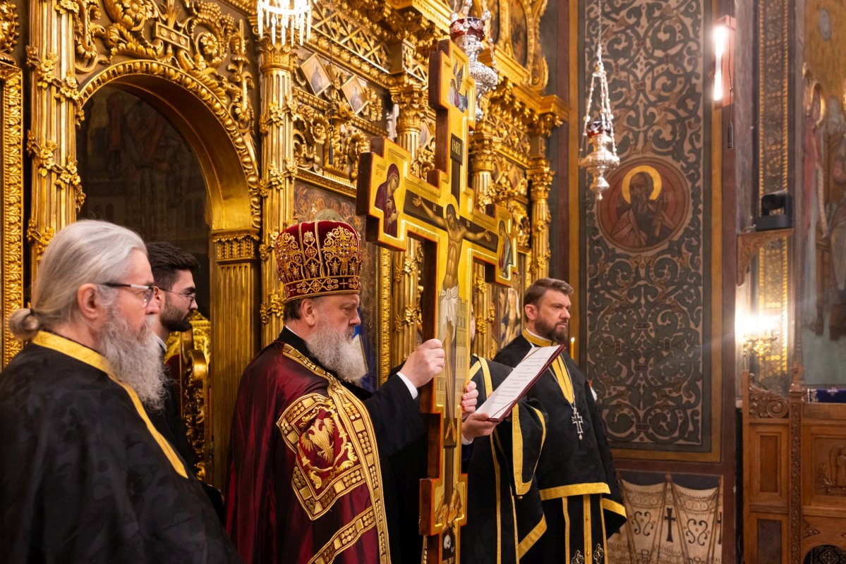 Sfintele Pătimiri, evidențiate în cadrul Deniei celor 12 Evanghelii, la Catedrala Patriarhală 359586