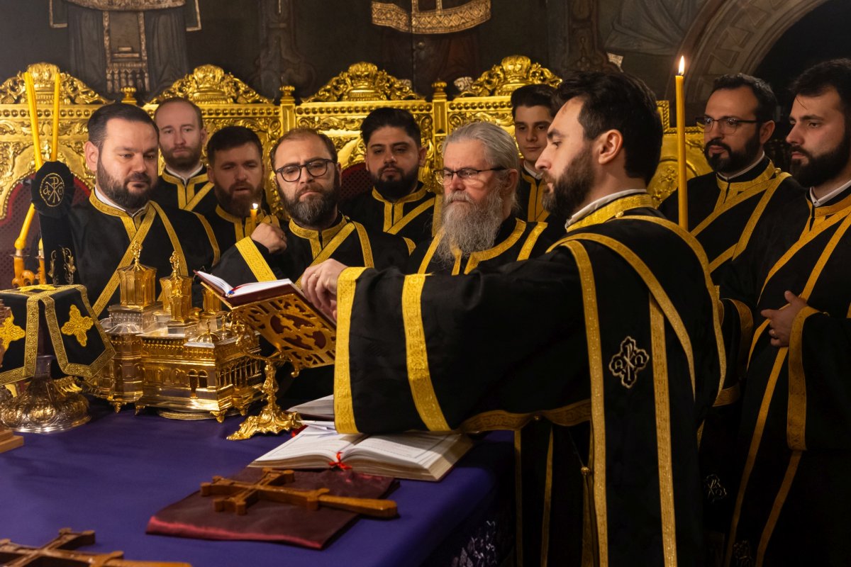 Sfintele Pătimiri, evidențiate în cadrul Deniei celor 12 Evanghelii, la Catedrala Patriarhală 359599