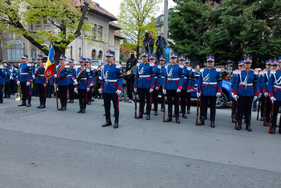 Mircea Lucescu a fost condus pe ultimul drum 359669