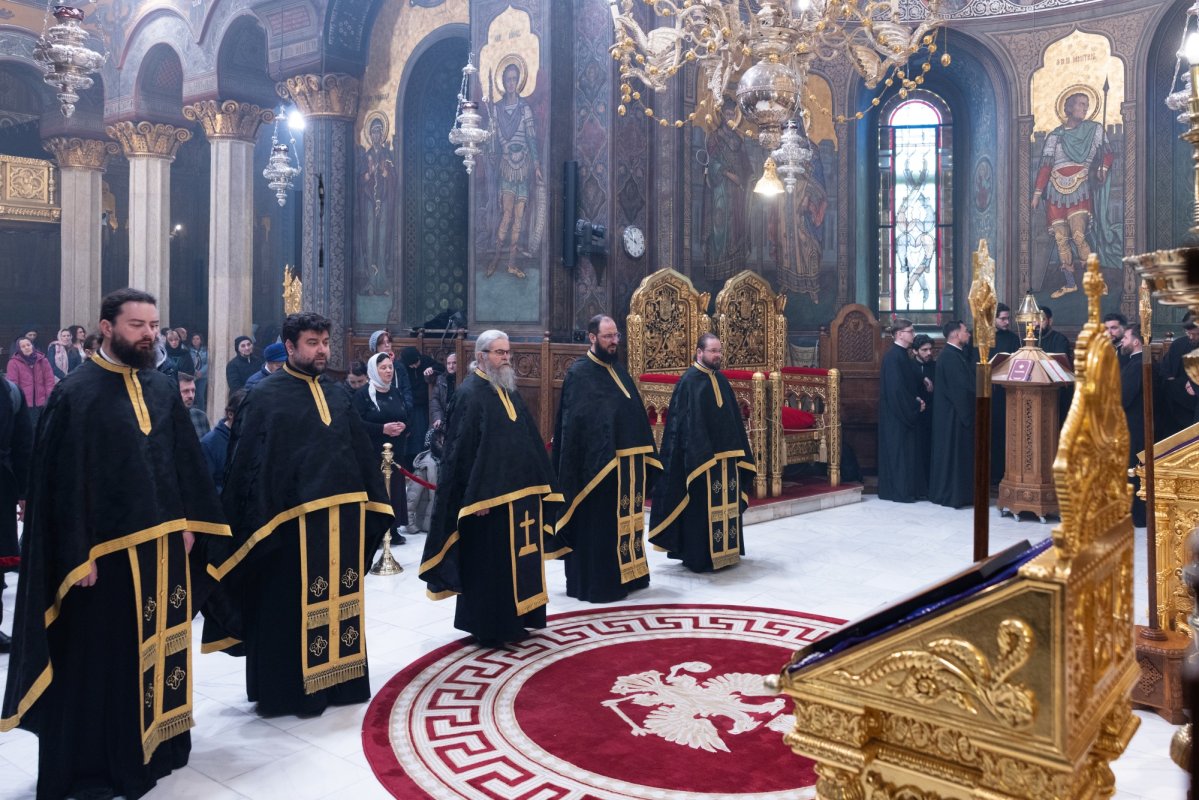 Slujba Vecerniei scoaterii Sfântului Epitaf la Catedrala Patriarhală 359623