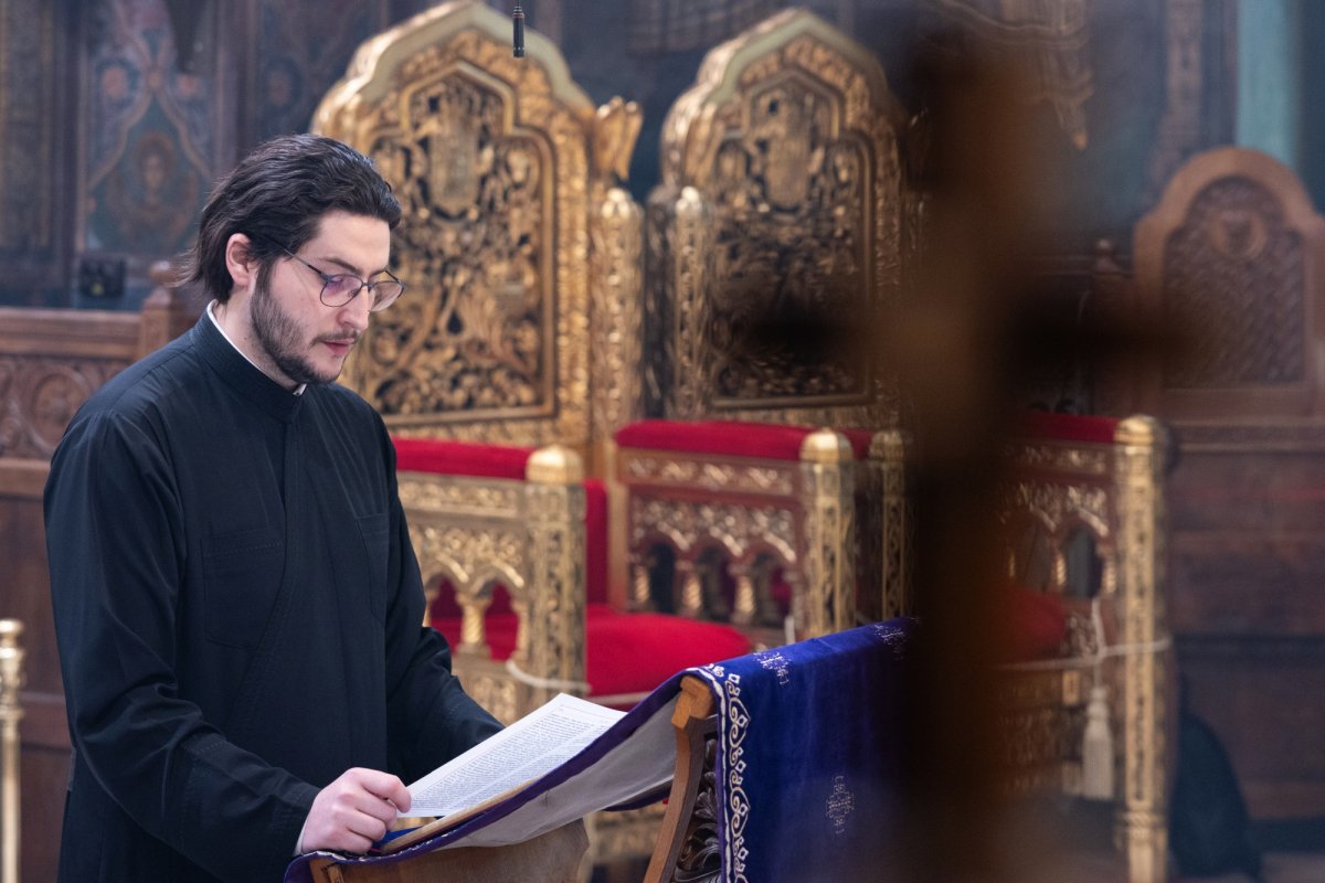 Slujba Vecerniei scoaterii Sfântului Epitaf la Catedrala Patriarhală 359624