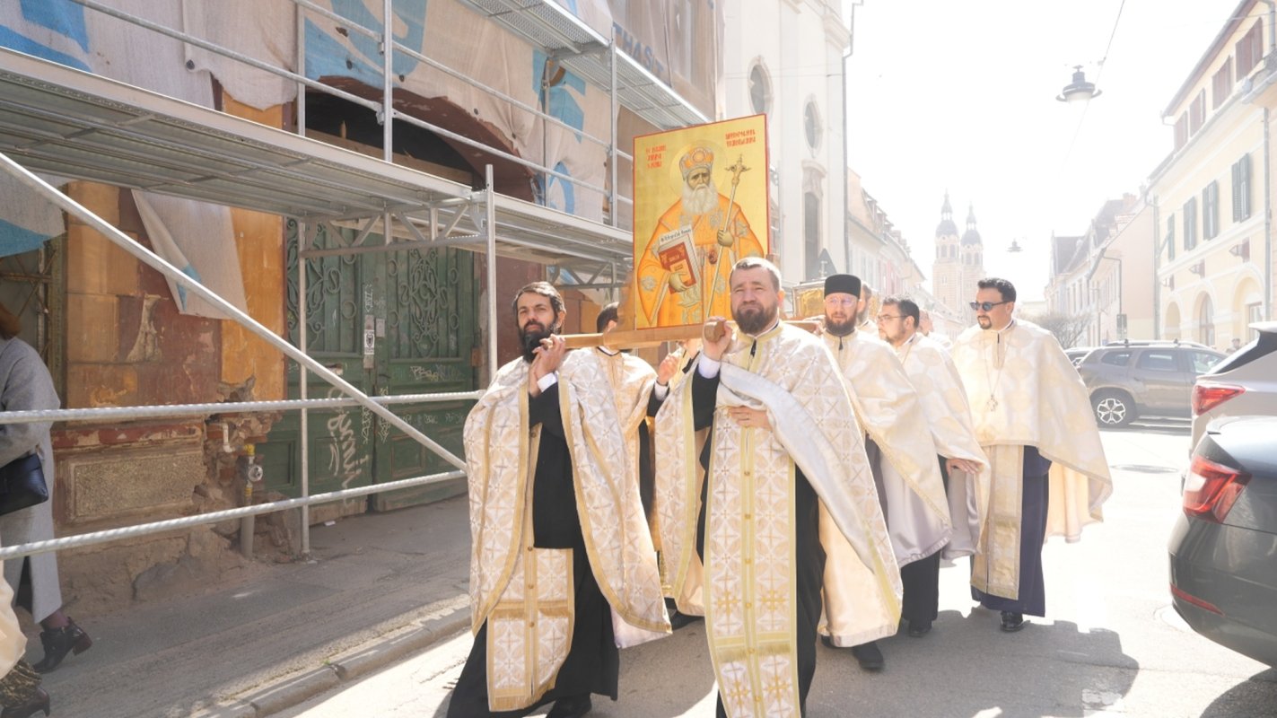 Procesiune în cetatea Sibiului în Duminica Învierii 359895
