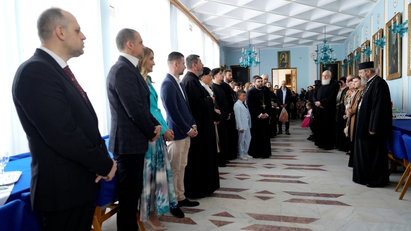 Procesiune în cetatea Sibiului în Duminica Învierii 359901