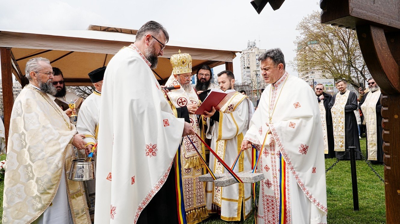 Piatră de temelie pentru Catedrala „Învierea Domnului” din Braşov 359995