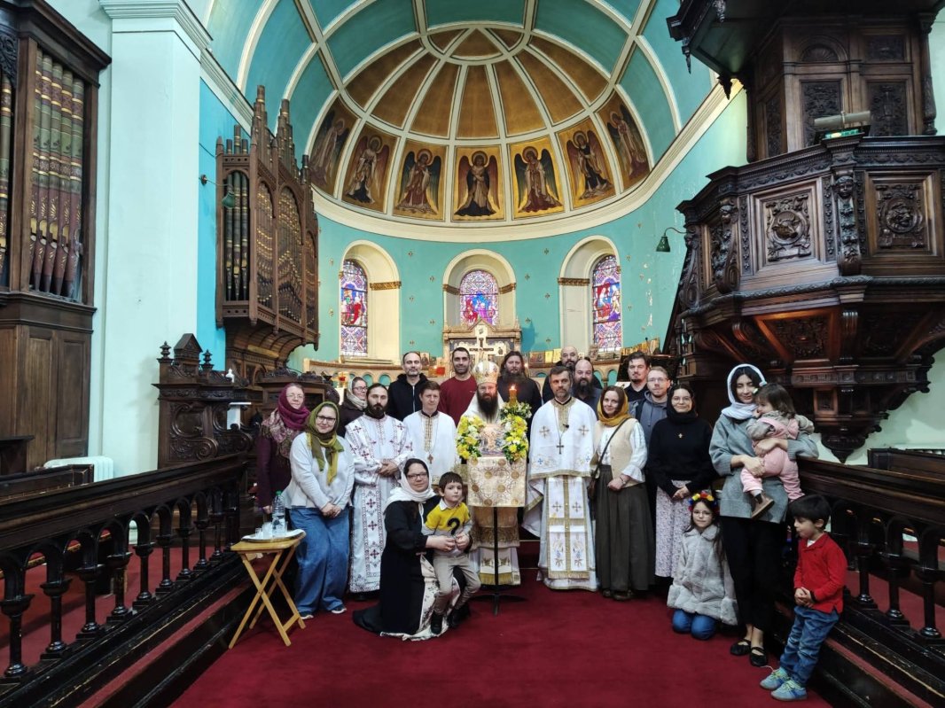 Praznicul Învierii Domnului în comunități românești din Irlanda 360035